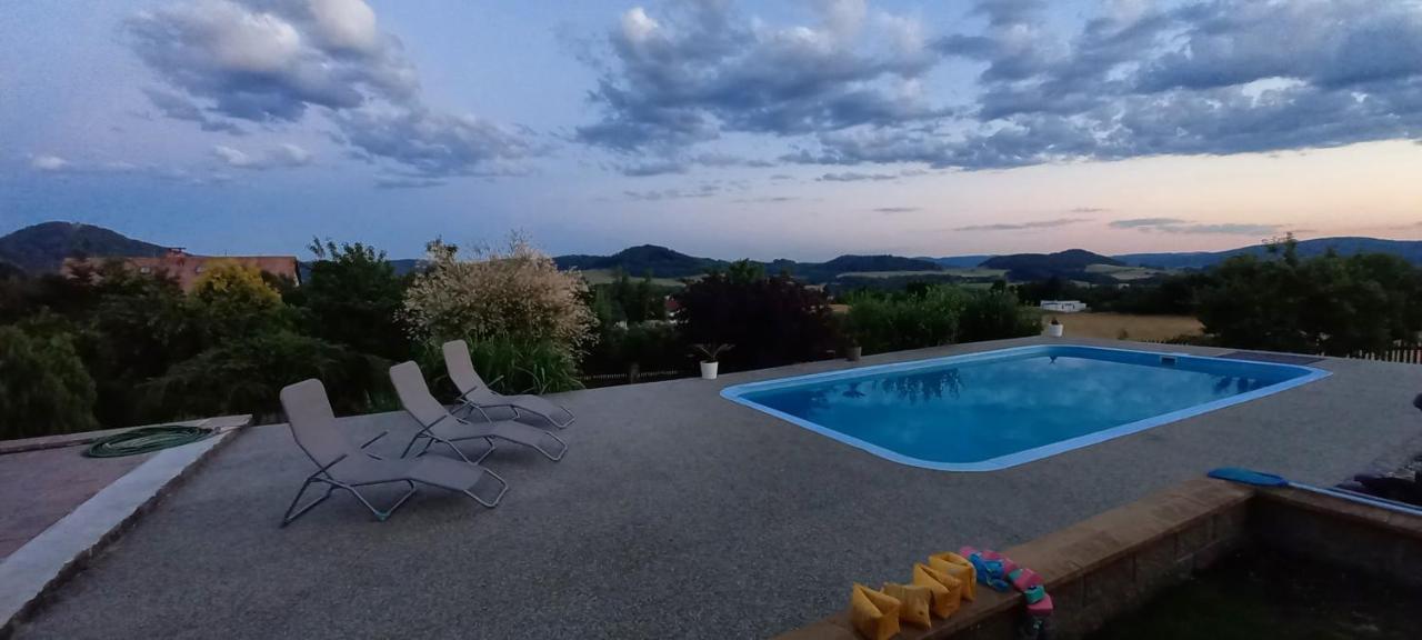 Vila Na Skalce Česká Kamenice Exterior foto